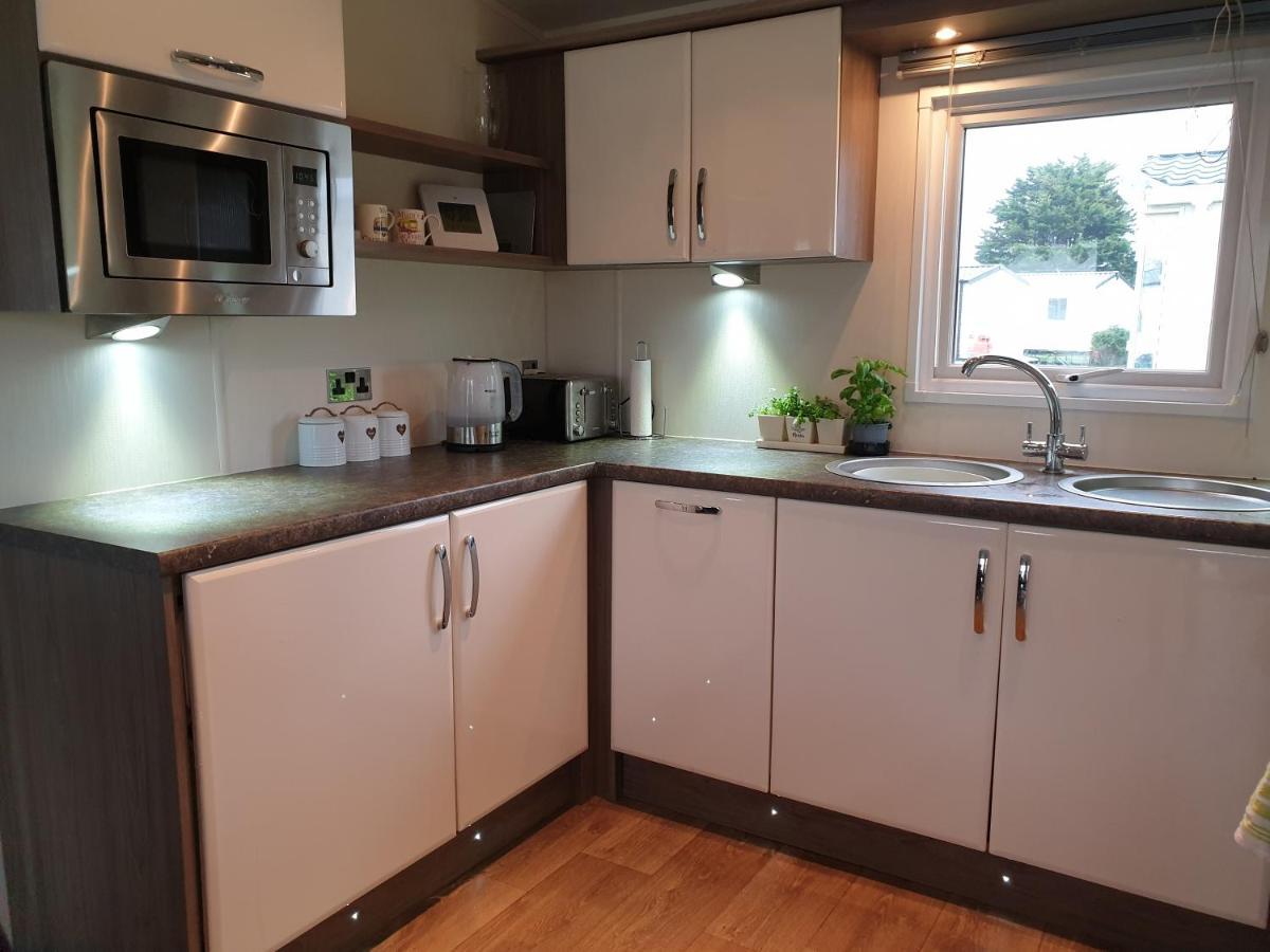 Privately Owned Stunning Caravan Seawick Holiday Park St Osyth Jaywick Sands Εξωτερικό φωτογραφία
