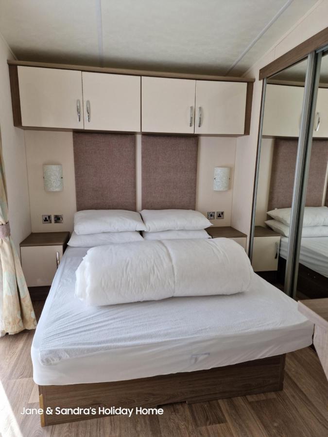 Privately Owned Stunning Caravan Seawick Holiday Park St Osyth Jaywick Sands Εξωτερικό φωτογραφία